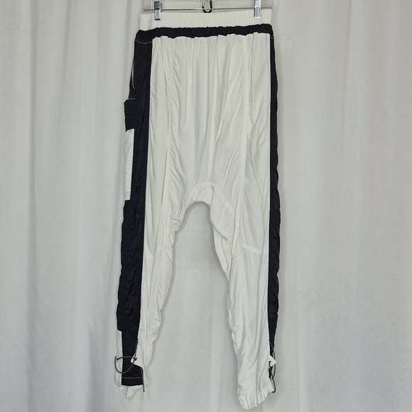 FP Movement Tricked Out Colorblocked Cargo Pants - Size M - Picture 6 of 16